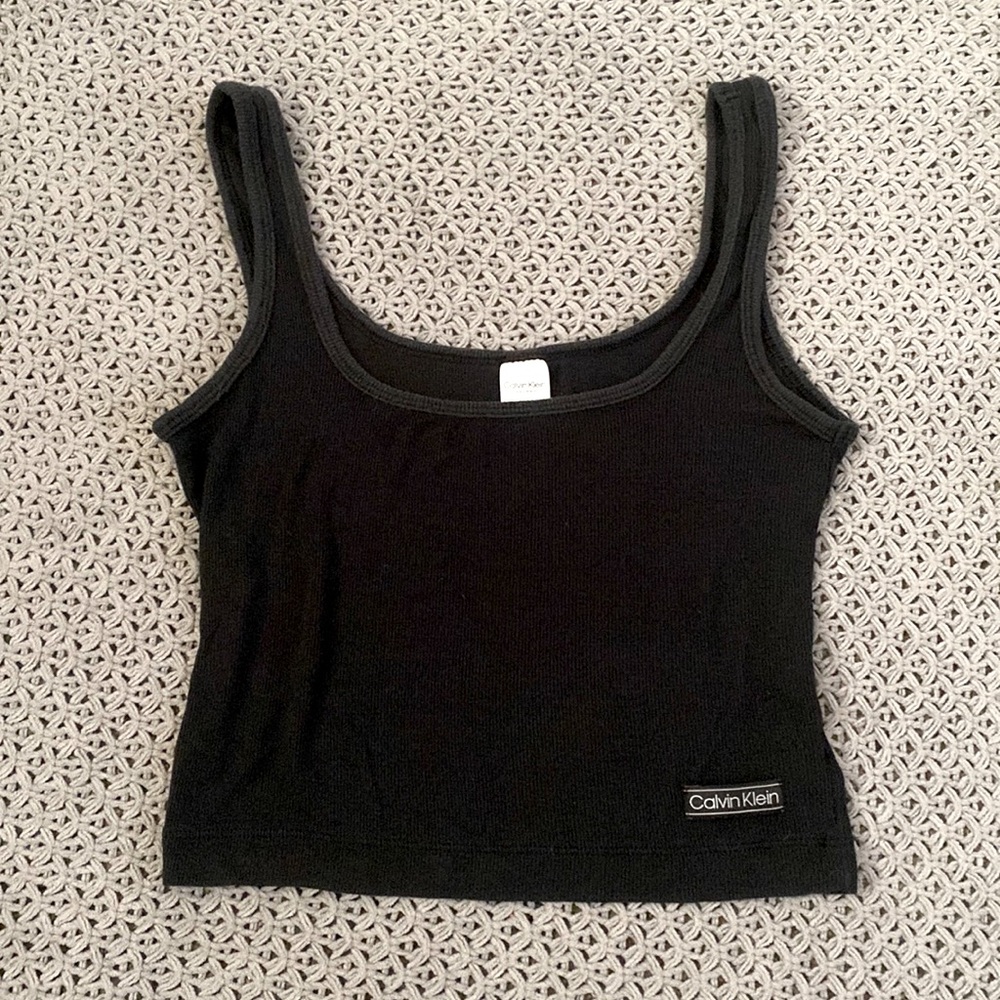 Calvin Klein • Black Ribbed Tank 🖤